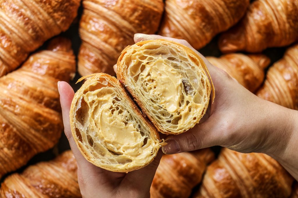 golden-croissant